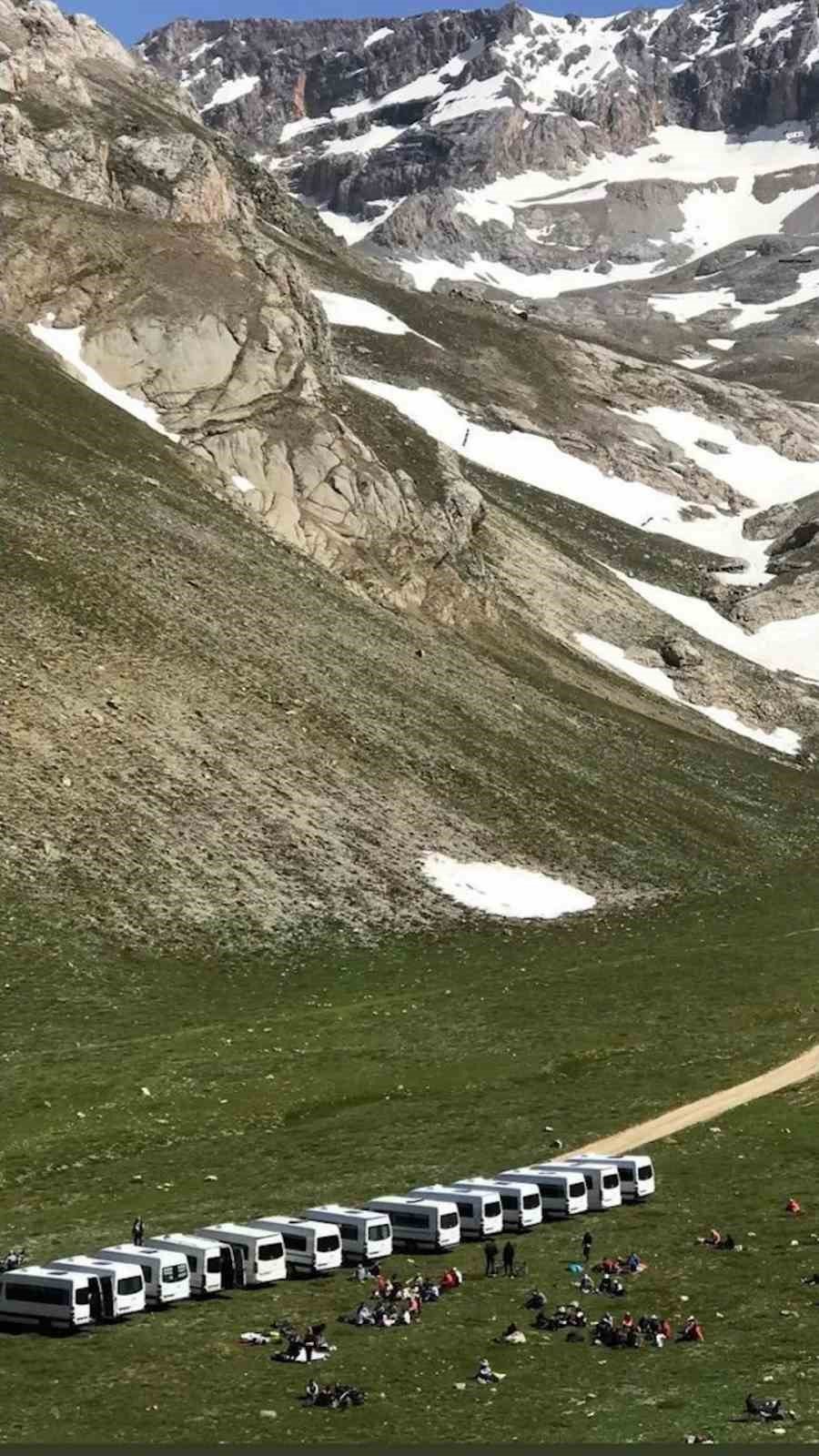 Niğde’nin Doğa Harikası Alanı Çöplüğe Dönüyor