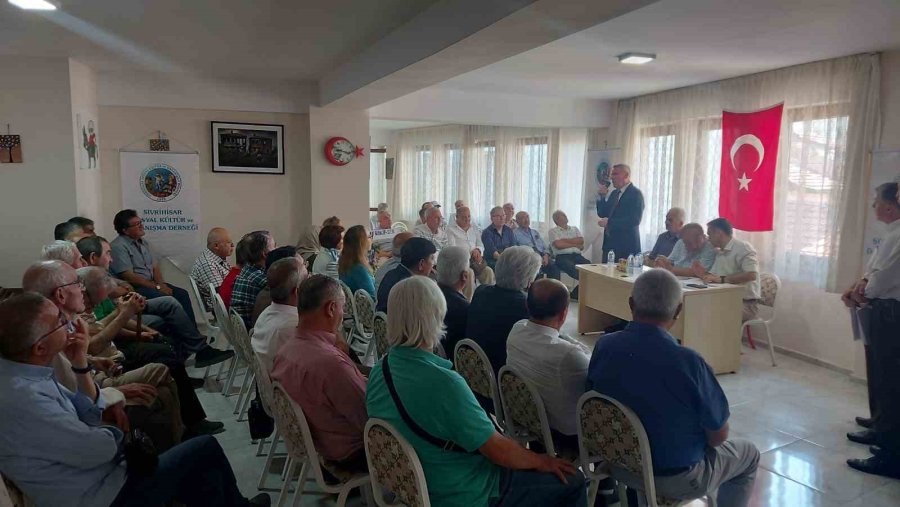 Sivrihisarlılar Derneği Başkanı İsmail Arslan Güven Tazeledi