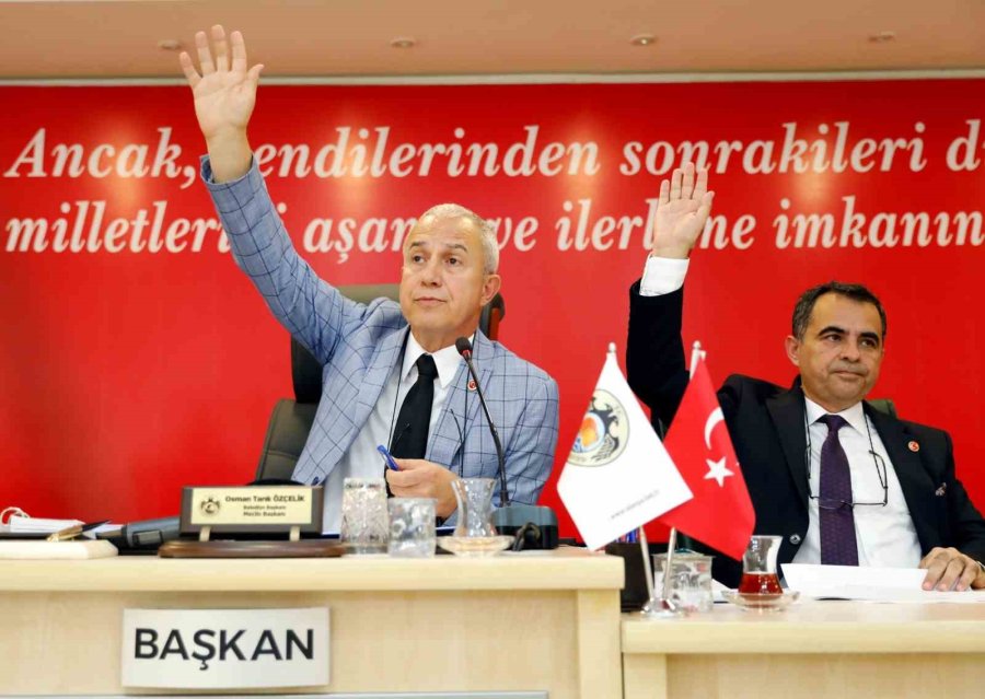 Alanya Belediye Başkanı Özçelik: “iki Ayda 176 Ton Akaryakıt Tasarrufumuz Var”