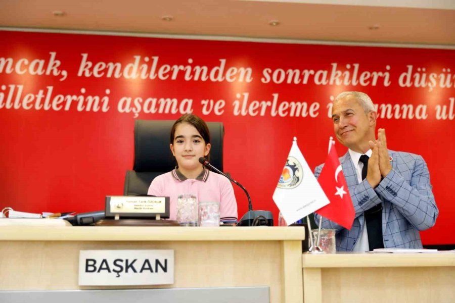 Alanya Belediye Başkanı Özçelik: “iki Ayda 176 Ton Akaryakıt Tasarrufumuz Var”