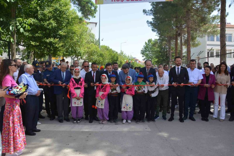 Korkuteli 3. Eğitim Şenliği Törenle Açıldı