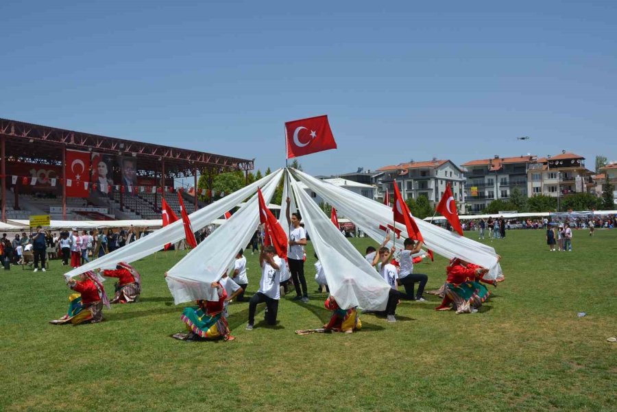 Korkuteli 3. Eğitim Şenliği Törenle Açıldı