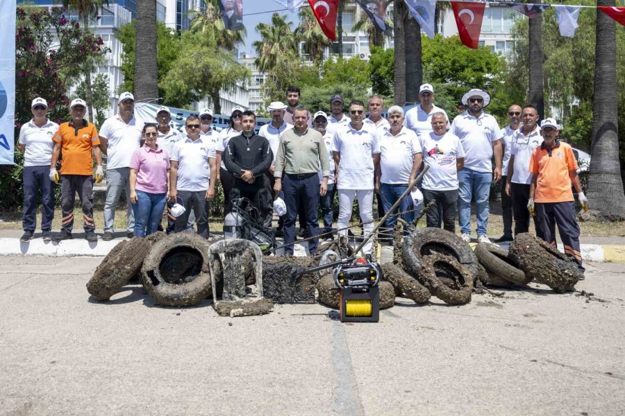 Denizden Çıkan Çöpler Yine Şaşırtmadı