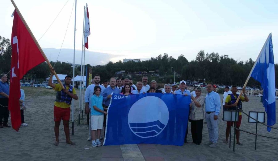 Plajlara Mavi Bayraklar Çekildi, Turizm Sezonu Başladı