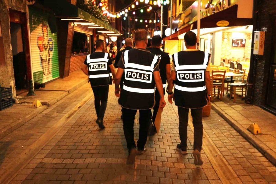 Polis Ekiplerinin ‘barlar Sokağı’ Denetimleri Devam Ediyor