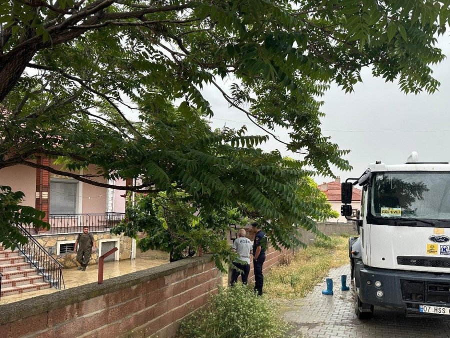 Kulu’da Şiddetli Yağmur Sele Neden Oldu