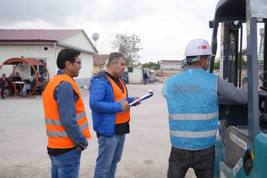 Eski Hükümlüler Açılan Kurslarla İş Sahibi Oluyor