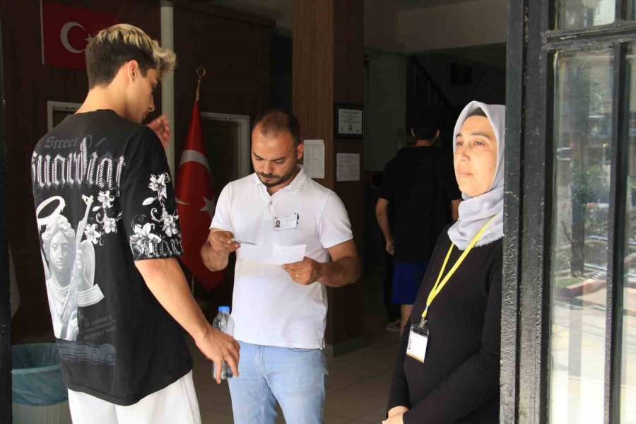 Mersin’de Yks’nin İlk Oturumu Başladı