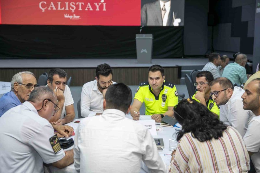 Mersin’de ’yol Yapım Ve Ulaşım Çalıştayı’ Gerçekleştirildi