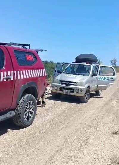 Ağa Takılan Caretta Carettaya Anne Şefkatiyle Kurtarma