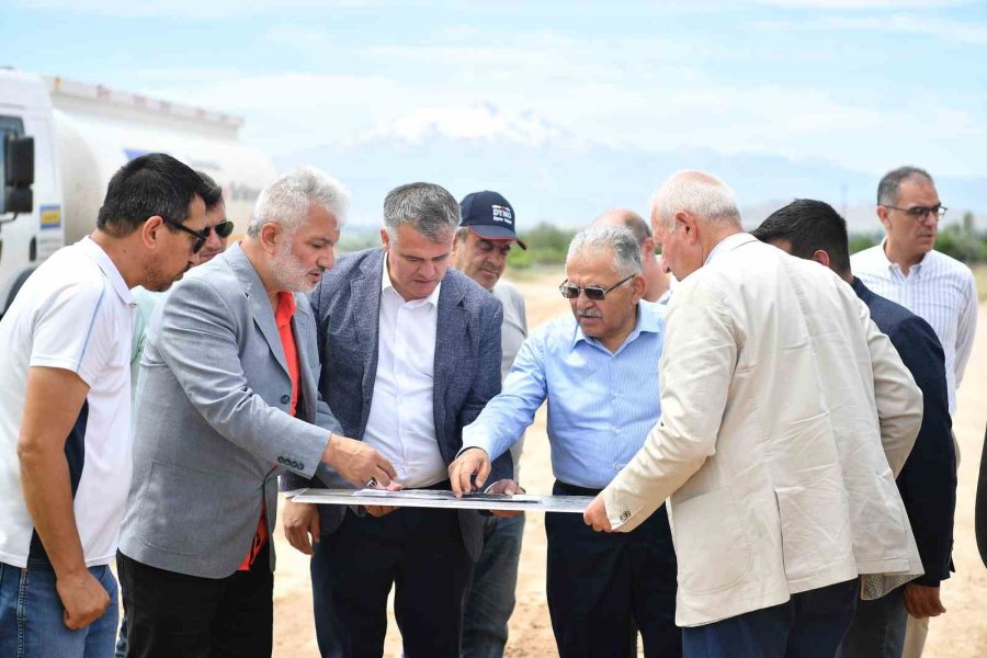 Başkan Büyükkılıç: "düzenli, Planlı, Doğayla İç İçe Olan Bir Semt Ortaya Çıkacak"