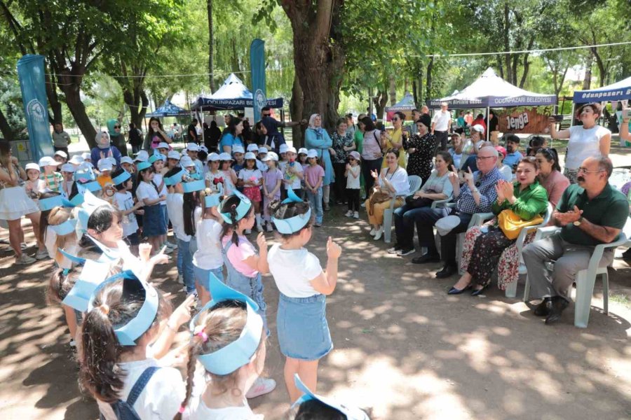 Odunpazarı Belediyesi Çevre Sorunlarına Dikkat Çekmek İçin Çevre Şenliği Düzenledi