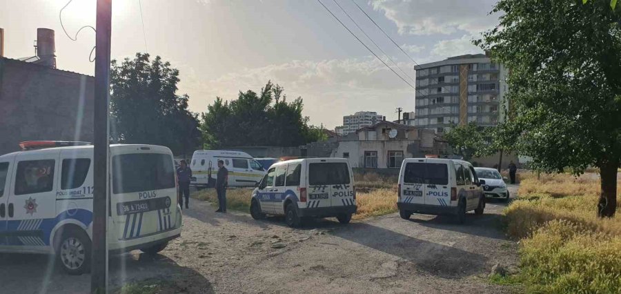 Kayseri Silahlı Ve Bıçaklı Dehşet: 2 Yaralı