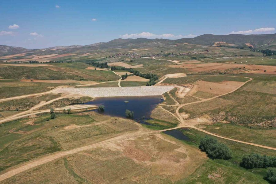 Niğde’de Elmalı Göletinde Su Tutulmaya Başladı