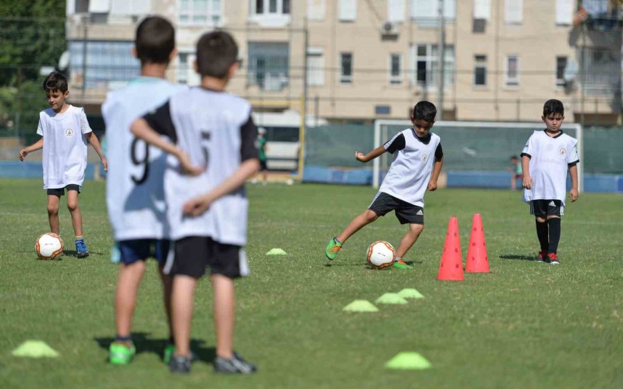 Muratpaşa’da Yaz Spor Okulları Başlıyor