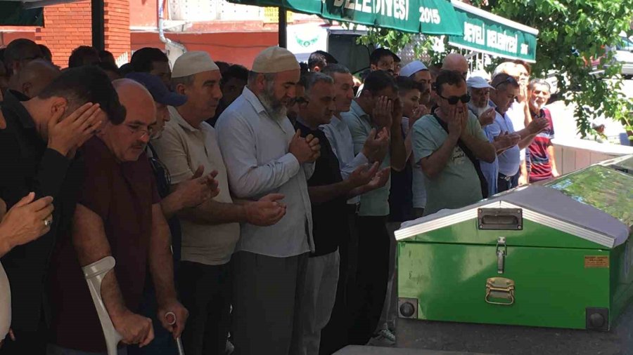 Eski Başkan Cabbar’ın Anneannesi Toprağa Verildi