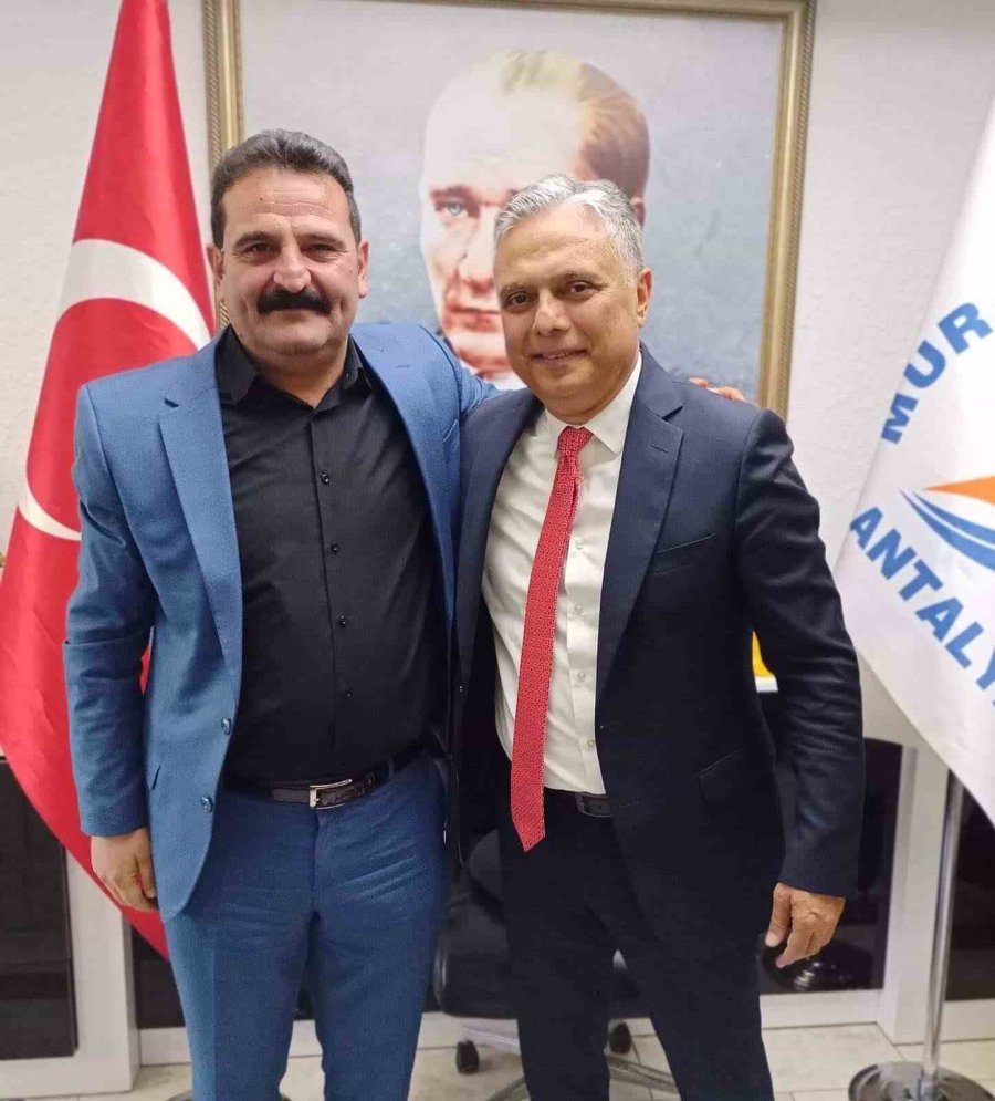 Kahvaltı Yaparken Eve Giren Otomobilin Çarptığı Adamdan Acı Haber Geldi