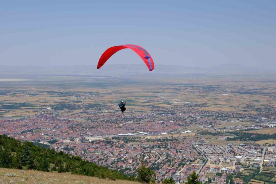 Akşehir 11. Uluslararası Xc Open 2024 Yamaç Paraşüt Mesafe Yarışması Başladı