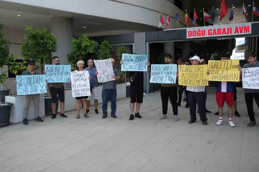 Antalya’da Doğu Garajı Avm Esnafı, Kapalı Dükkanlardan Dertli