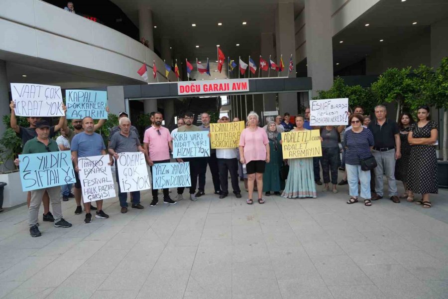 Antalya’da Doğu Garajı Avm Esnafı, Kapalı Dükkanlardan Dertli