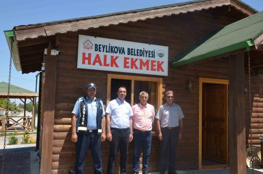 Beylikova’da Halk Ekmek Hizmeti Başladı