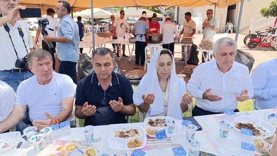 Ak Parti Manavgat İlçe Başkanı Ahmet Ali Erol İçin Mevlid-i Şerif Okutuldu