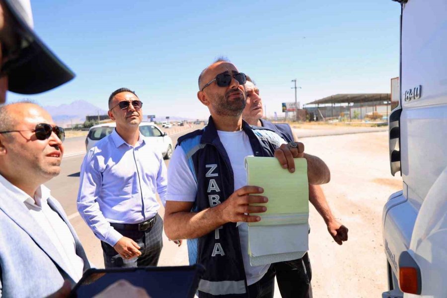 Aksaray Belediyesi İzinsiz Hafriyat Dökümüne Geçit Vermiyor