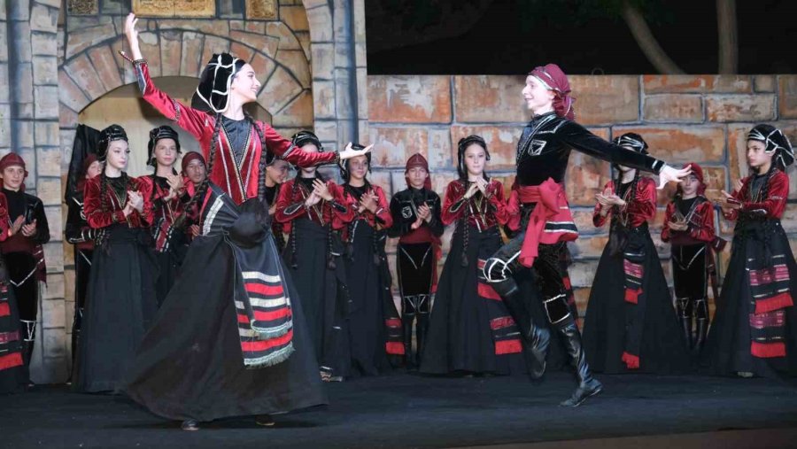 Alanya’da Dostluk Rüzgarı Estiren Festival