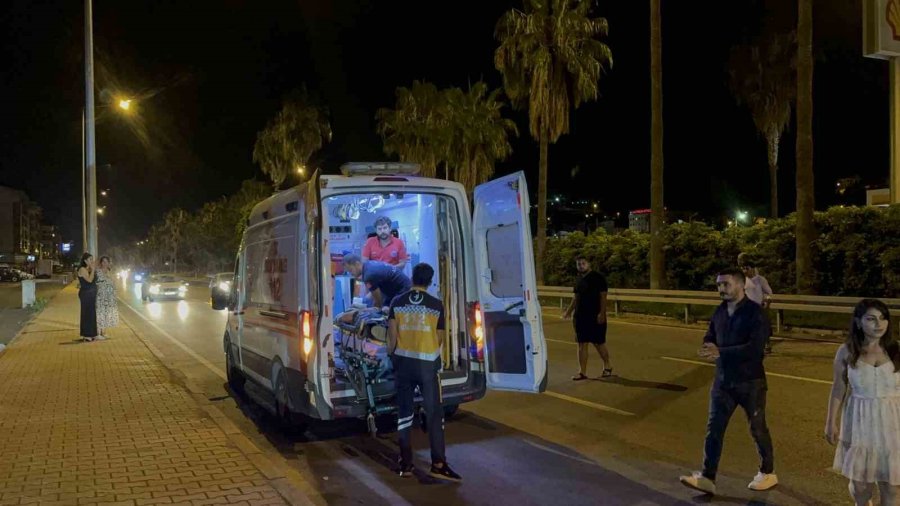 Trafikten Düşürülen Motosikletle Kaza Yapan Alkollü Sürücü Yaralandı