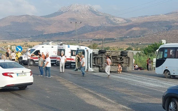 Mersin’de Otobüslerin Karıştığı Zincirleme Kaza: 2 Ölü, 35 Yaralı