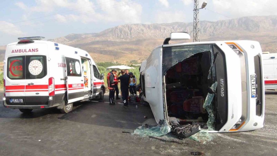 Mersin’de Otobüslerin Karıştığı Zincirleme Kaza: 2 Ölü, 35 Yaralı