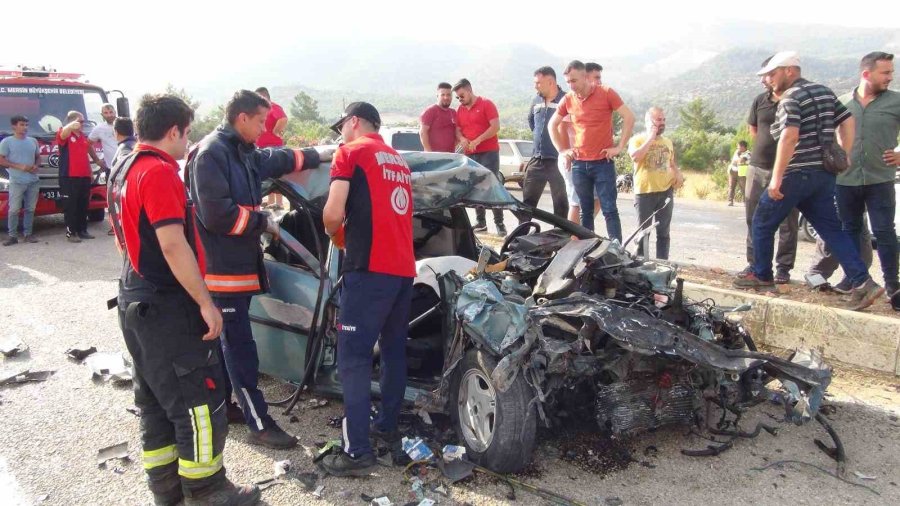 Mersin’de Otobüslerin Karıştığı Zincirleme Kaza: 2 Ölü, 35 Yaralı