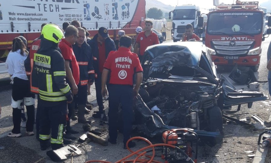 Mersin’de Otobüslerin Karıştığı Zincirleme Kaza: 2 Ölü, 35 Yaralı