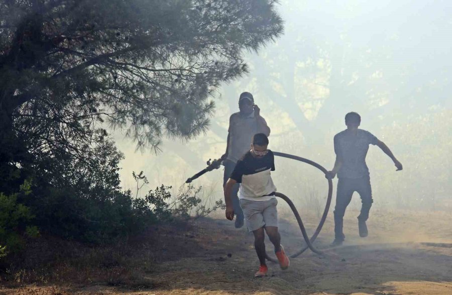 Antalya’daki Orman Yangınına 3 Saattir Müdahale Sürüyor