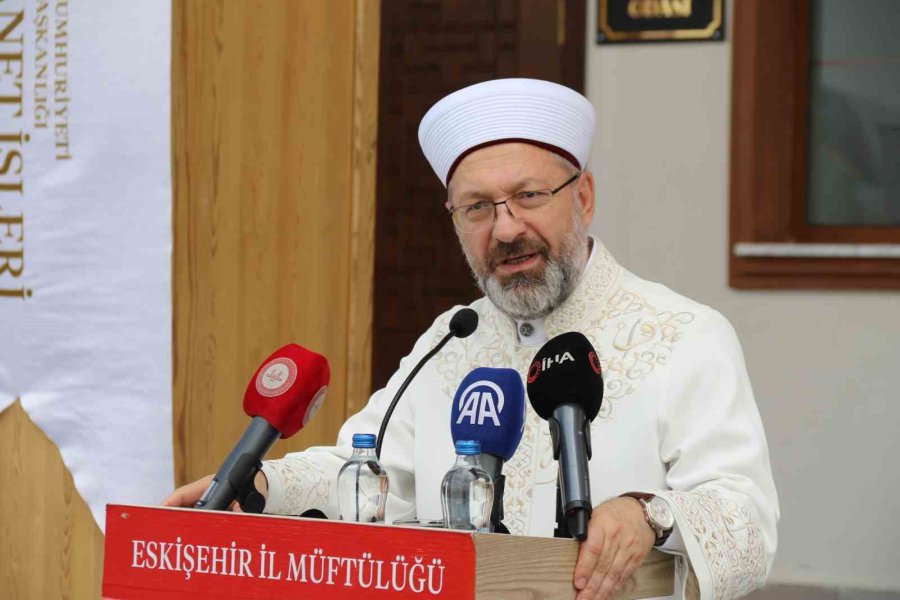 Diyanet İşleri Başkanı Erbaş, Eskişehir Teknik Üniversitesi Camii Açışına Katıldı