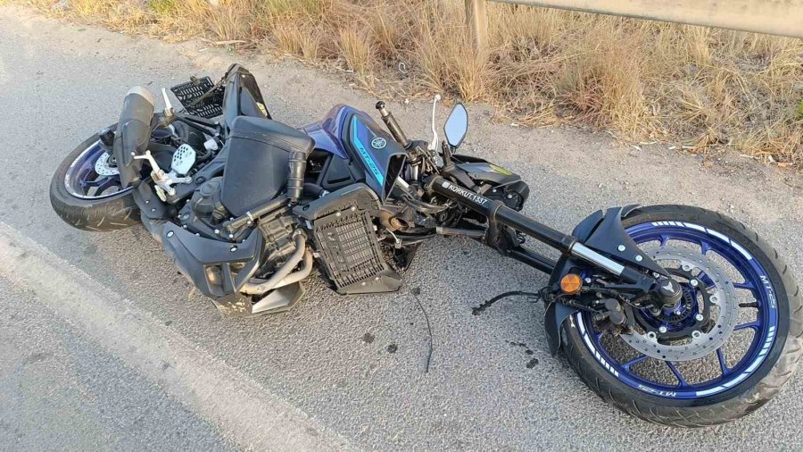 Manavgat Çevreyolunda Motosiklet Kazası: 2 Yaralı