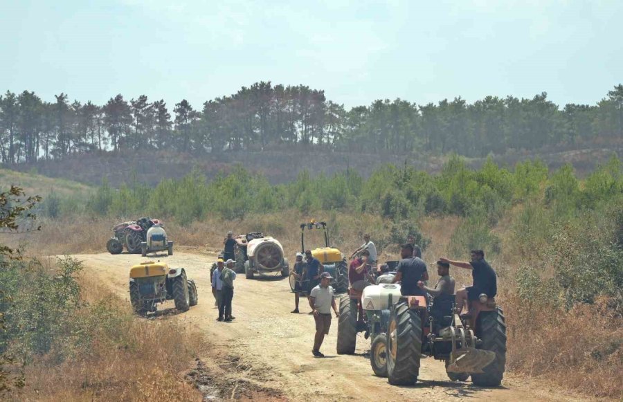 Orman Yangınına Çiftçi Filosuyla Müdahale