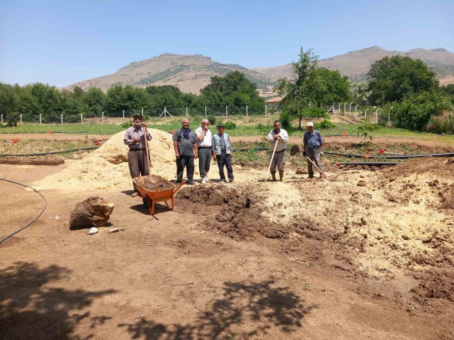 Kayseri’de Kerpiç Evler Yeniden Yapılıyor