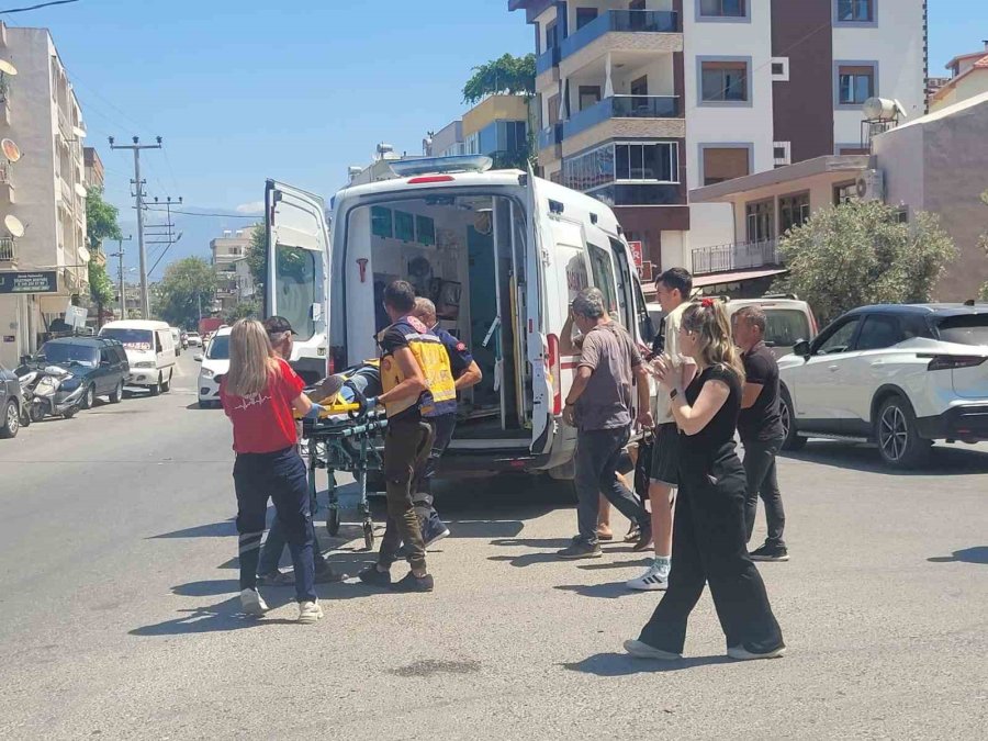 Kaza Yapan Motosiklet Sürücüsü Hastanelik Oldu