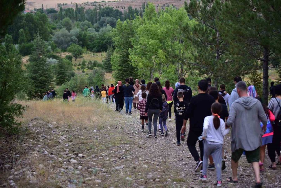 Kayserililer, Büyükşehir’in Doğa Kampı’na Akın Etti