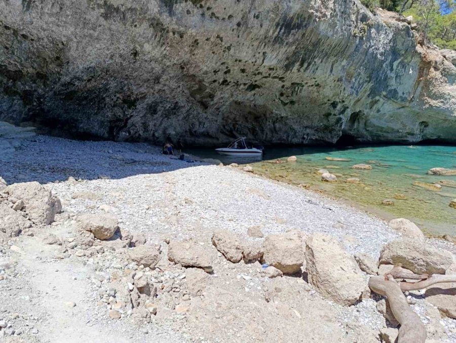 Kemer’in Koyları Temizlendi