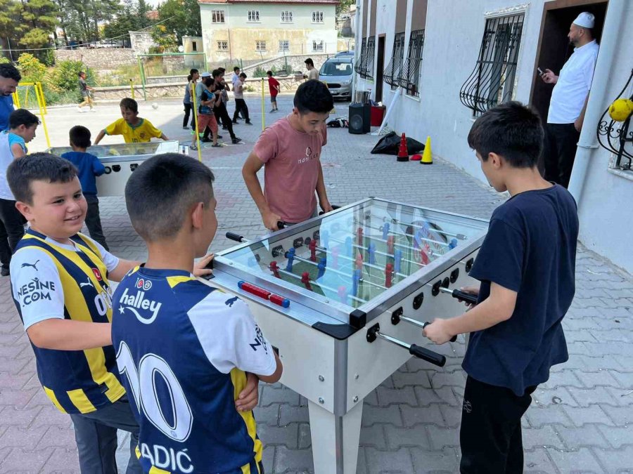 Niğde’de De Kur’an Kursu Öğrencileri Sporla Buluştu