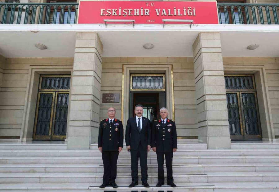 Jandarma Genel Komutanı Orgeneral Arif Çetin, Vali Aksoy’u Ziyaret Etti