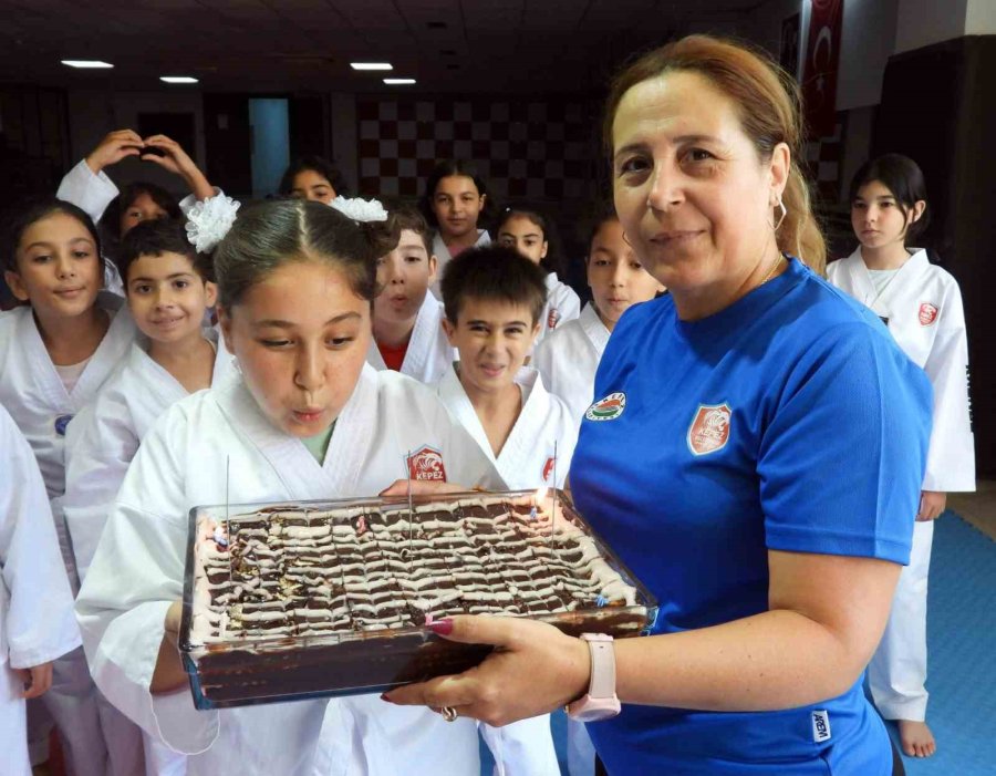 Spor Yaparken Sosyalleşiyorlar