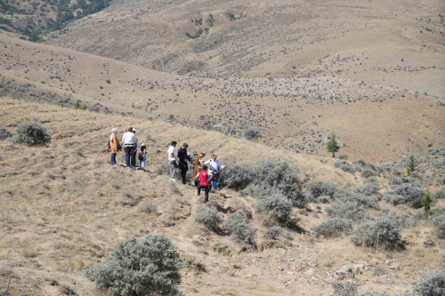 Niğde’de Geleneksel Parkur Okçuluğu Ömer Halis Demir Kahramanlık Kupası Yapıldı