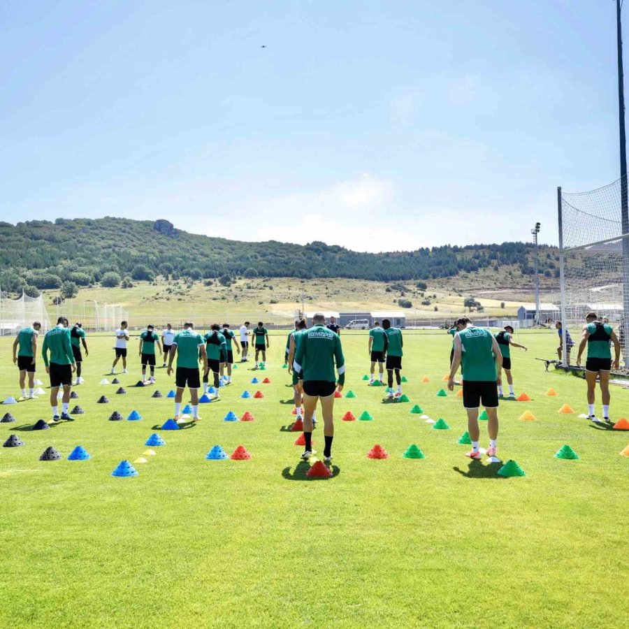 Konyaspor, Kayseri Kampındaki Hazırlıklarına Devam Ediyor