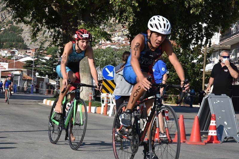 22. Triatlon Türkiye Kupası, Altınkum Plajı’nda Yapılacak