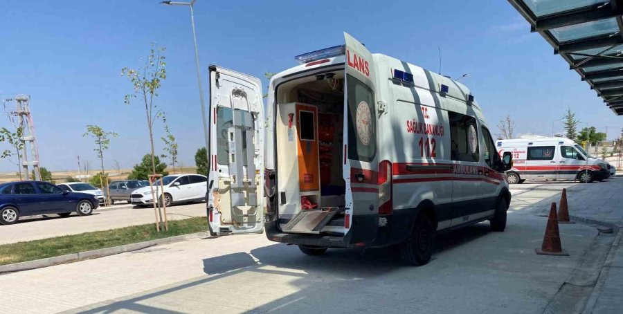 Konya’da Alkol Yüklü Tır Devrildi: 1 Yaralı