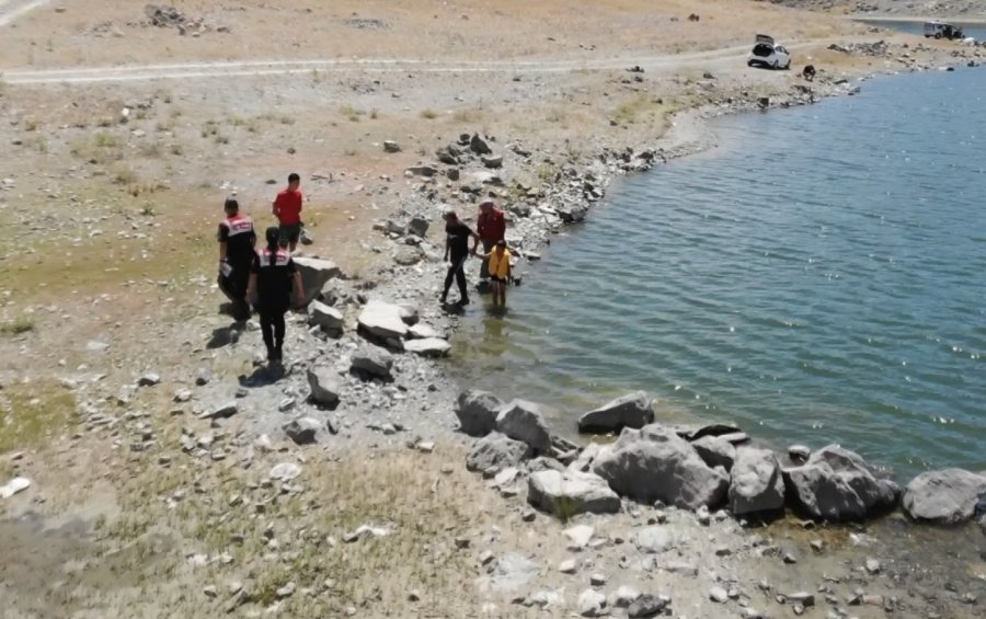 Jandarma Dron Devriyesiyle Böyle Can Kurtarıyor