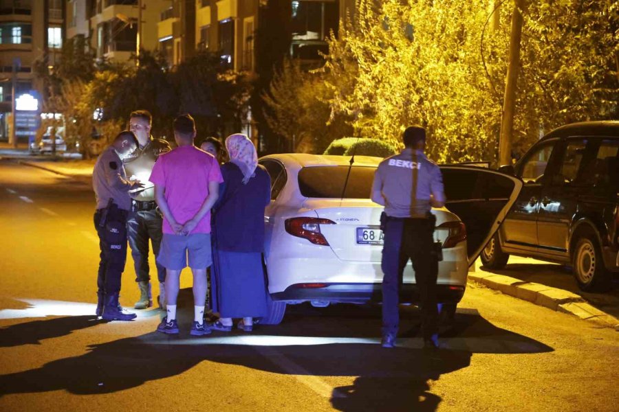 Aksaray’da Polisin Şok Uygulamaları Sürüyor